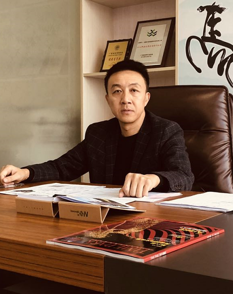 王伟平